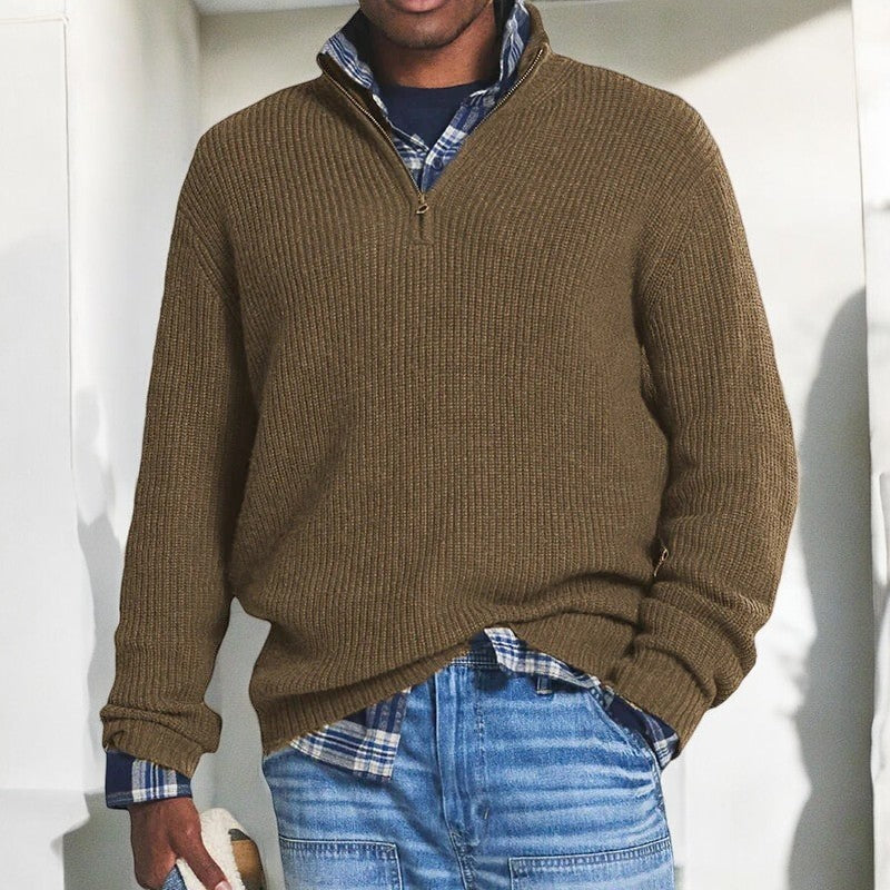 MINIMALIST HALF-ZIP SWEATER FOR MEN